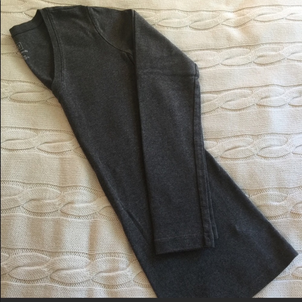 Gap Maternity favorite long sleeve shirt size S